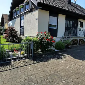Ferienwohnung Steigerwaldblick Apartment