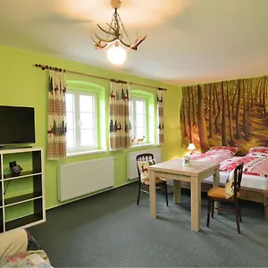 Spacious Near Forest In Buchet Ferienhaus